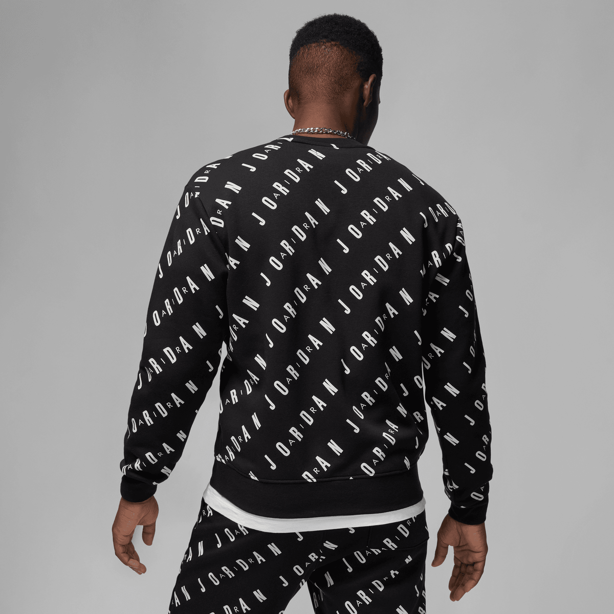 Men's Jordan Essentials  Graphic Fleece Crew-Neck Sweatshirt