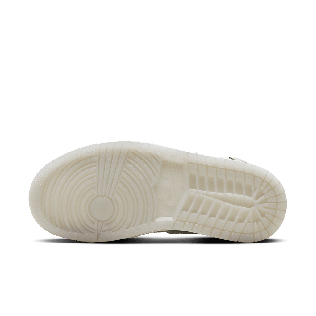 Women's  Air Jordan 1 Retro High OG "Chrome"