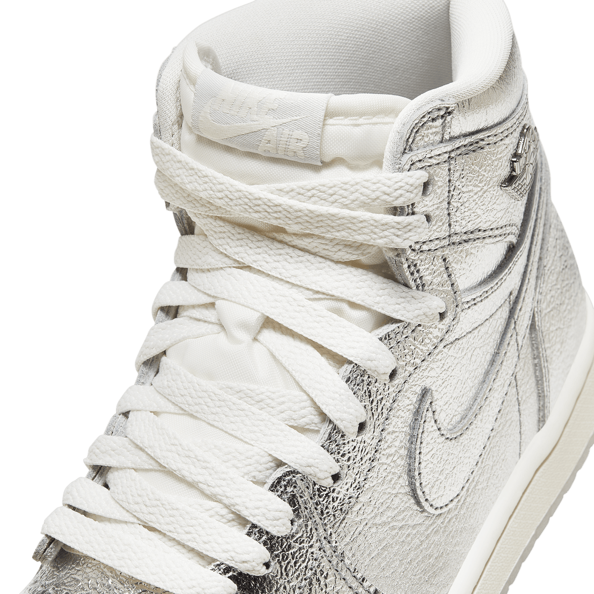 Women's  Air Jordan 1 Retro High OG "Chrome"