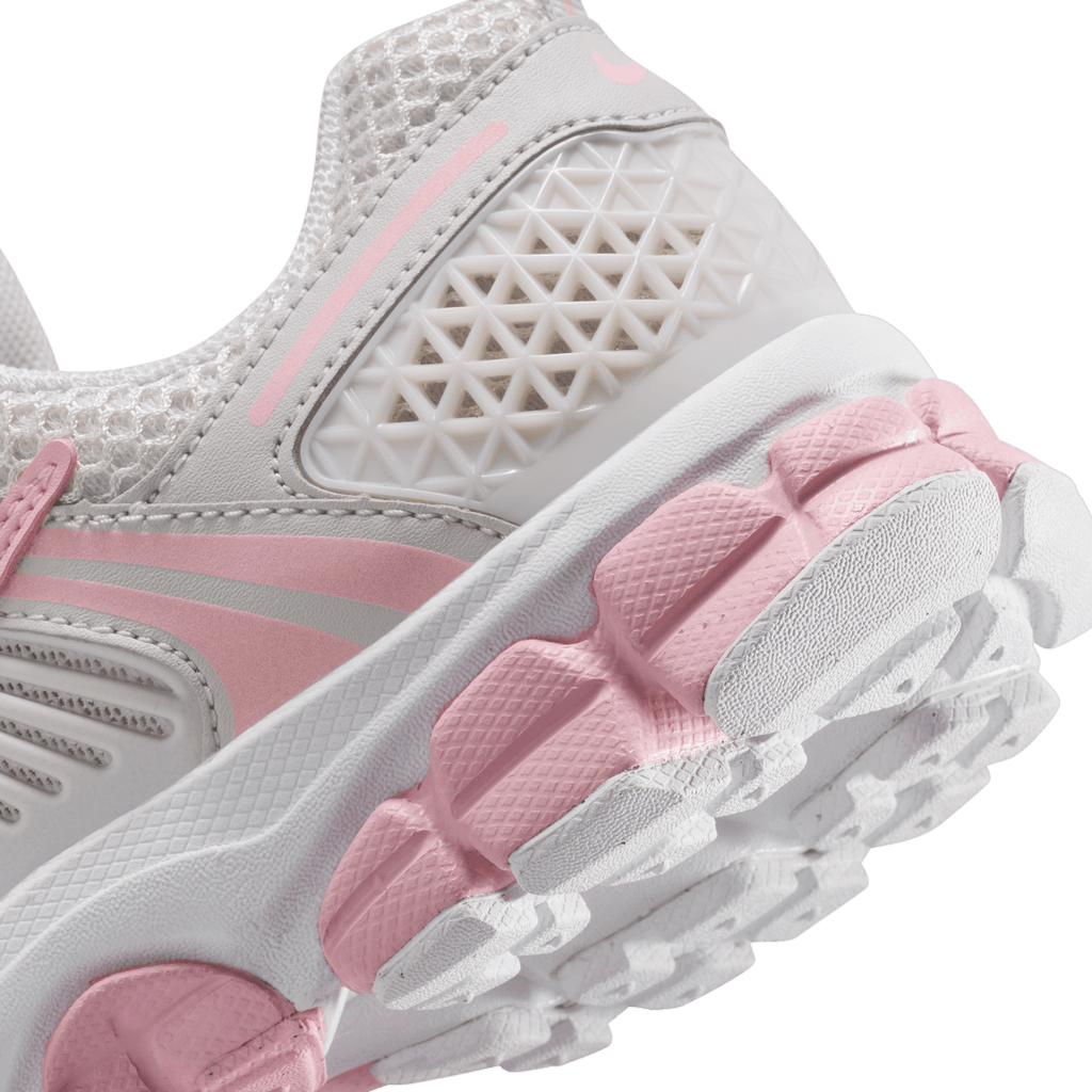 Big Kids' Nike Vomero 5 "Vast Grey Medium Soft Pink"