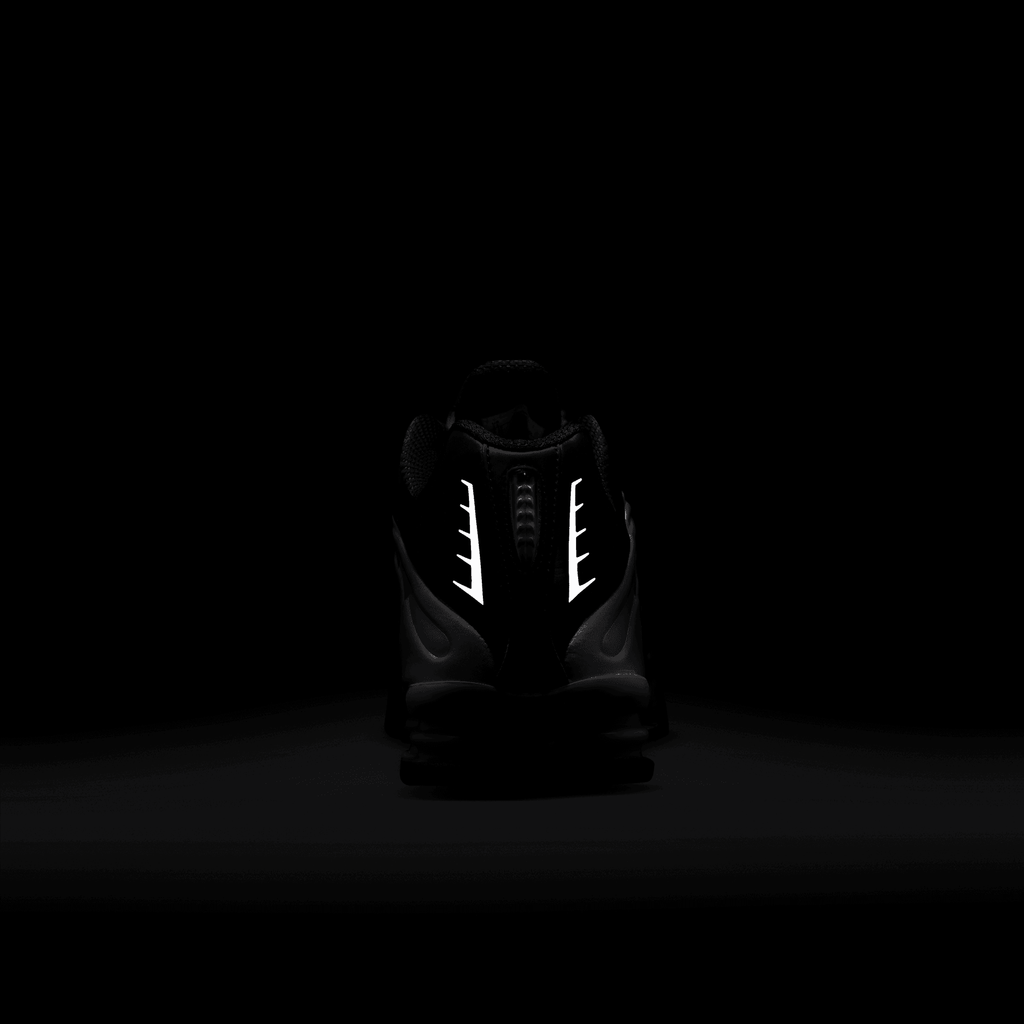 Men's Nike Shox R4 "Metallic Silver"