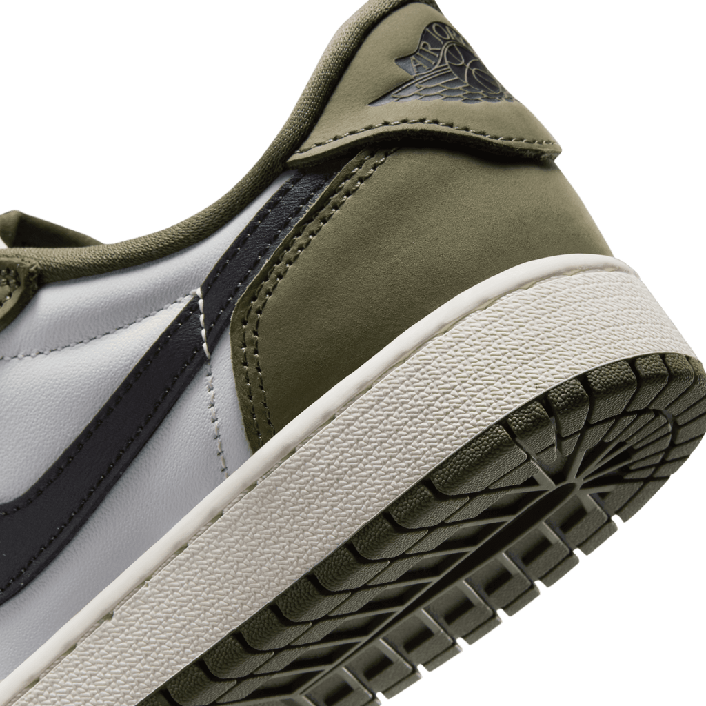 Big Kids' Air Jordan 1 Retro Low OG "Medium Olive"