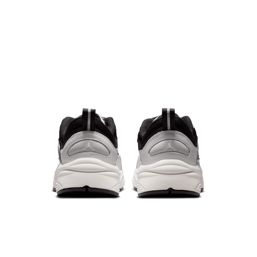 Men's Jordan Trunner O/S "Photon Dust Black Sail"