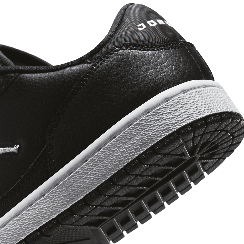 Big Kids' Jordan Court Connect Low "Black White"